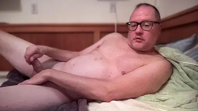 Snapshot of __DR3W__ chatting on September 24, 2025, 3:26 pm DR3W online show from September 24, 2025, 3:26 pm