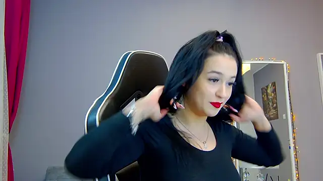 Eva Lovvia  online show from March 17, 2025, 7:58 pm