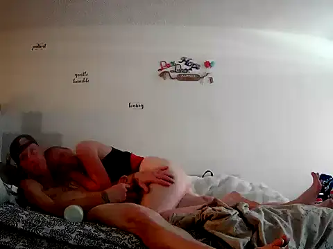 VibeyLovers online show from September 28, 2025, 4:56 pm