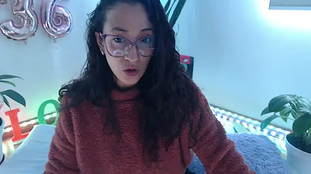 samy love35 online show from September 10, 2025, 8:42 pm