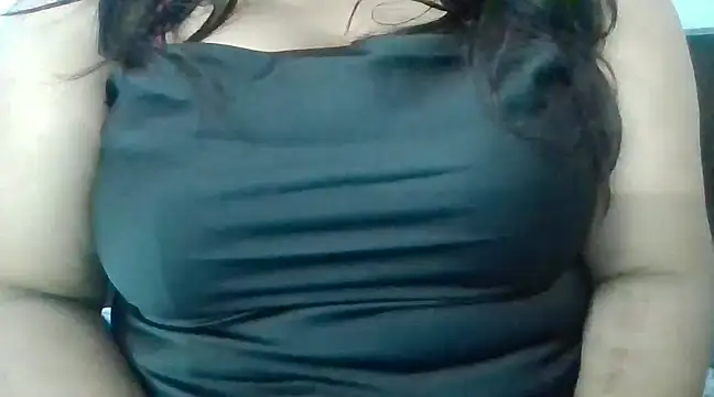 Snapshot of kissingcurvy chatting on January 20, 2025, 7:36 am kissingcurvy online show from January 20, 2025, 7:36 am