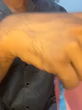 Snapshot of DrinkLikeFish chatting on March 21, 2025, 3:13 pm DrinkLikeFish online show from March 21, 2025, 3:13 pm