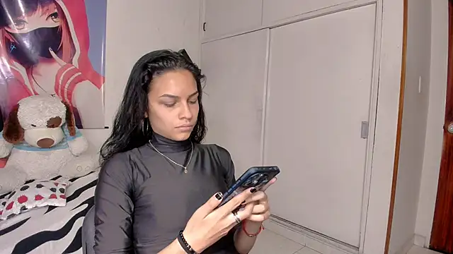 Canelitalove online show from February 19, 2025, 7:38 pm