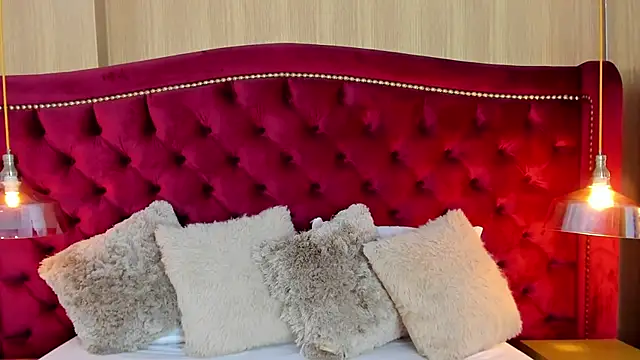 ArianaGolden online show from January 23, 2025, 12:41 pm