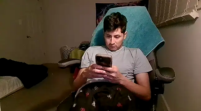 Snapshot of PerroDemonioHot chatting on February 25, 2025, 5:41 am PerroDemonioHot online show from February 25, 2025, 5:41 am