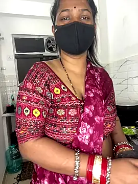 Snapshot of YourSuperTanya chatting on December 1, 2025, 3:17 pm YourSuperTanya online show from December 1, 2025, 3:17 pm