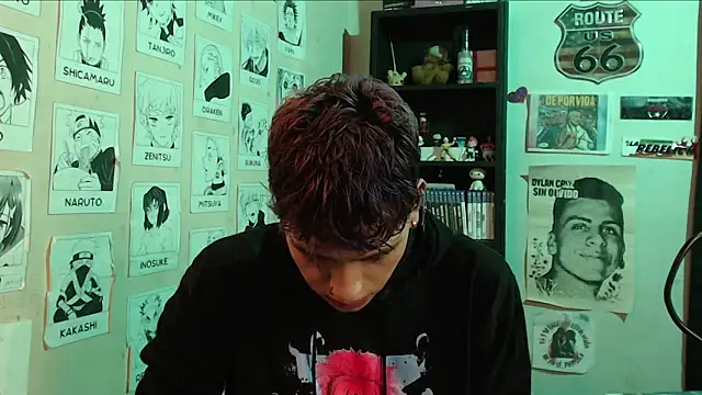 Snapshot of Mickey_Magic chatting on February 1, 2025, 8:47 pm Mickey Magic online show from February 1, 2025, 8:47 pm