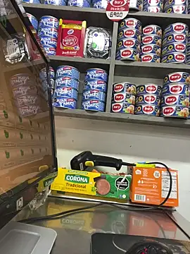 Miia Jazmin online show from March 18, 2026, 1:03 pm