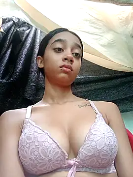 Zoe Sweett18 online show from February 6, 2025, 12:48 pm