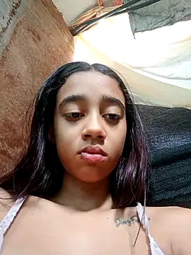 Zoe Sweett18 online show from February 15, 2025, 1:05 pm