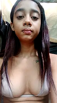 Zoe Sweett18 online show from February 18, 2025, 1:11 pm