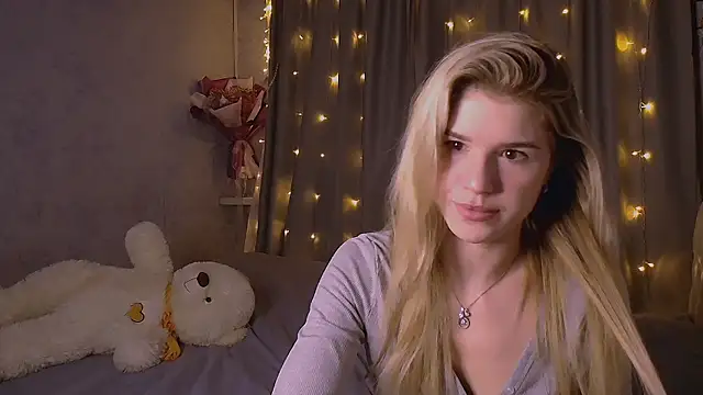 Melissa smith  online show from October 10, 2025, 11:15 pm