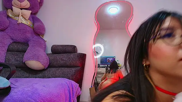 MiaFlamesxxx online show from December 14, 2025, 1:44 am