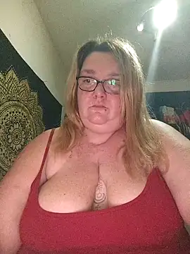 diosacurvy1984 online show from February 2, 2026, 10:52 pm