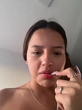 Sofia18 pinkk online show from October 28, 2025, 10:34 pm