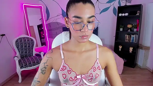 Snapshot of Dana_Paula chatting on February 28, 2026, 11:33 am Dana Paula online show from February 28, 2026, 11:33 am