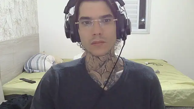 Snapshot of smokingink chatting on June 21, 2026, 10:01 pm smokingink online show from June 21, 2026, 10:01 pm