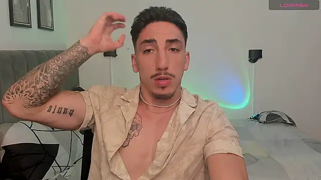 Snapshot of dylanspencer28 chatting on January 24, 2025, 7:07 pm dylanspencer28 online show from January 24, 2025, 7:07 pm