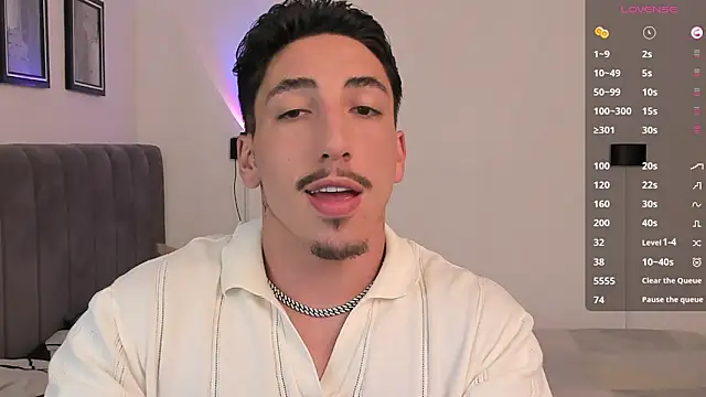 Snapshot of dylanspencer28 chatting on February 22, 2025, 7:03 pm dylanspencer28 online show from February 22, 2025, 7:03 pm