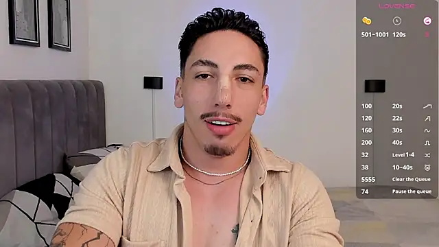 Snapshot of dylanspencer28 chatting on February 27, 2025, 7:15 pm dylanspencer28 online show from February 27, 2025, 7:15 pm