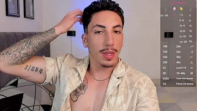 Snapshot of dylanspencer28 chatting on March 4, 2025, 11:32 pm dylanspencer28 online show from March 4, 2025, 11:32 pm