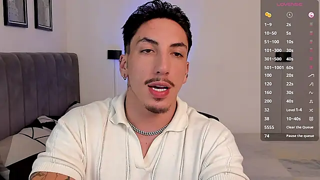 Snapshot of dylanspencer28 chatting on March 6, 2025, 1:58 am dylanspencer28 online show from March 6, 2025, 1:58 am