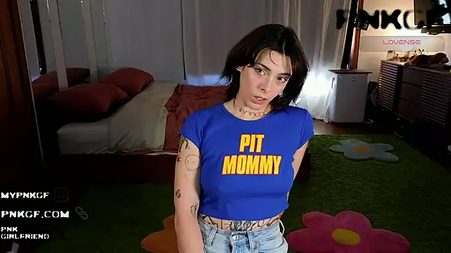 bunnierotten online show from September 25, 2025, 9:18 pm