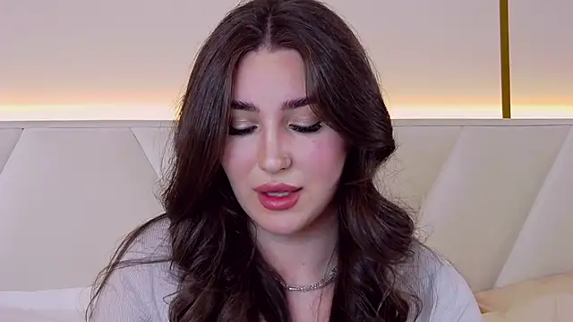 KiraBarlows online show from February 24, 2025, 10:14 pm