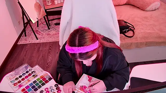 DiaAngell online show from April 21, 2026, 1:42 am