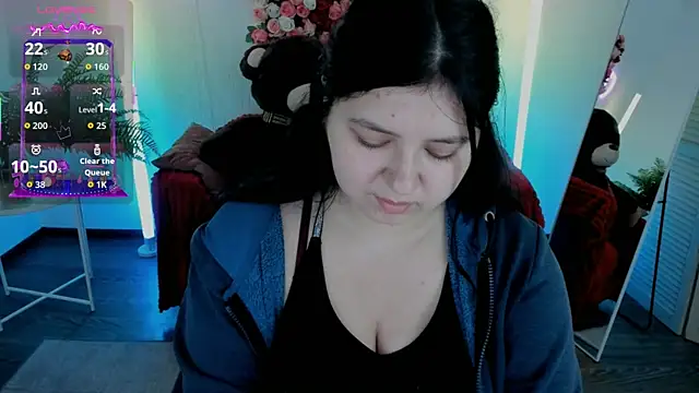 DiaAngell online show from June 13, 2026, 1:36 am