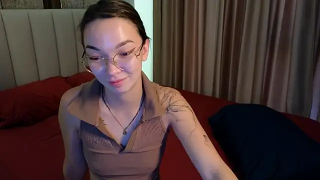 Snapshot of SusannJohnson chatting on May 15, 2026, 11:01 pm SusannJohnson online show from May 15, 2026, 11:01 pm