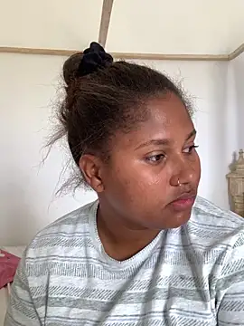 madell online show from February 17, 2025, 7:15 am