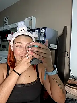 Sophie new25 online show from February 16, 2026, 1:18 pm