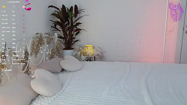 Snapshot of GiKarerra chatting on January 30, 2025, 9:47 am GiKarerra online show from January 30, 2025, 9:47 am