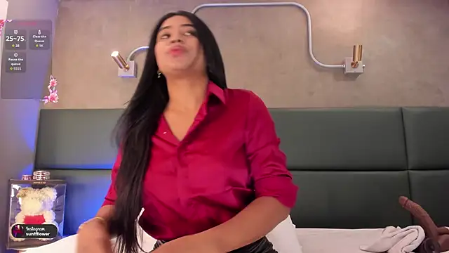 LissMonroe online show from May 24, 2026, 11:37 am