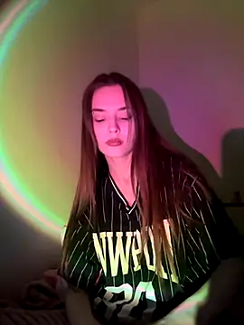 RayWillliams online show from November 21, 2025, 9:13 pm