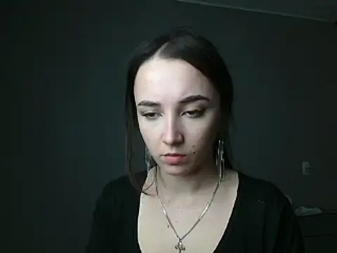 Eva Gloryy online show from March 7, 2025, 4:00 pm
