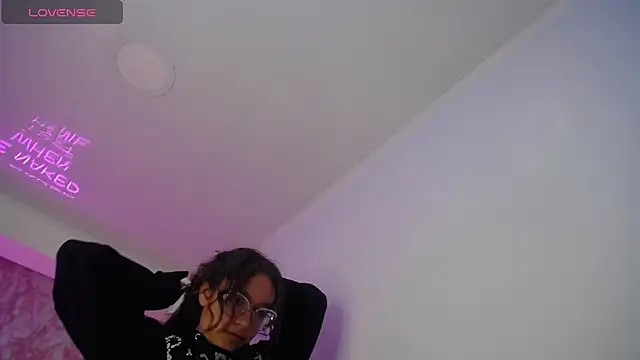 Snapshot of kassandra_ch_ chatting on March 11, 2025, 7:47 pm kassandra ch online show from March 11, 2025, 7:47 pm