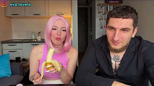 Snapshot of EveRey chatting on October 22, 2025, 6:46 am EveRey online show from October 22, 2025, 6:46 am