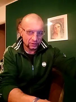 bobbuilder77pl online show from February 20, 2025, 7:41 pm