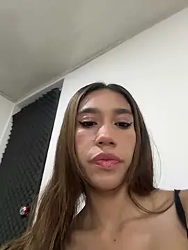 zoe storm online show from January 19, 2025, 7:47 pm