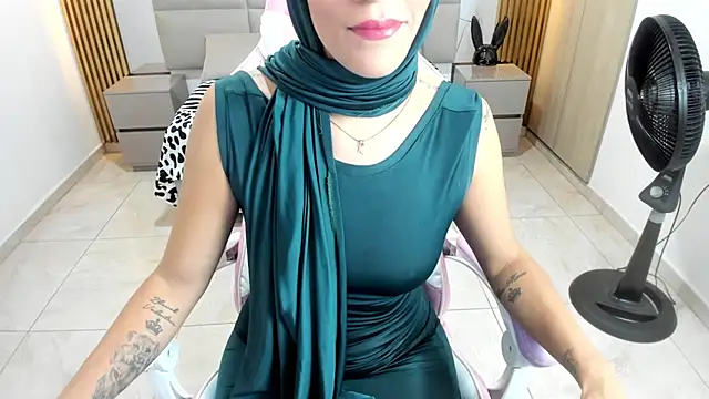 Zulema hamdi online show from February 8, 2025, 12:06 pm