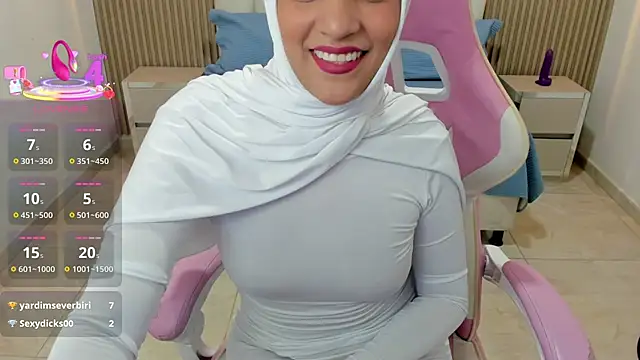 Zulema hamdi online show from March 22, 2025, 2:27 am