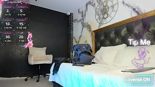 DalayMoore online show from February 4, 2026, 7:53 pm