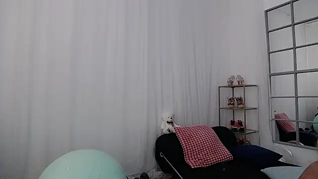 sexyfetishswitch online show from November 6, 2025, 1:23 pm