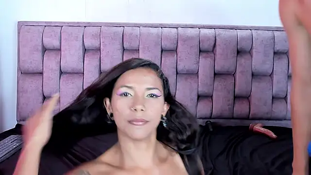 Snapshot of Stephanie69ryanhot chatting on November 26, 2025, 3:35 pm Stephanie69ryanhot online show from November 26, 2025, 3:35 pm