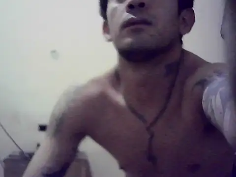 EstebanAkyLu online show from November 20, 2025, 8:03 am