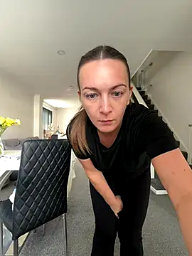 GoddessLucyRose online show from September 12, 2025, 9:31 am