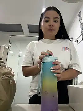 ValeriaOrtega online show from April 1, 2026, 2:12 am