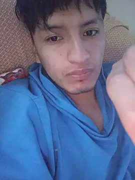 Tonny52123 online show from June 13, 2026, 11:13 pm
